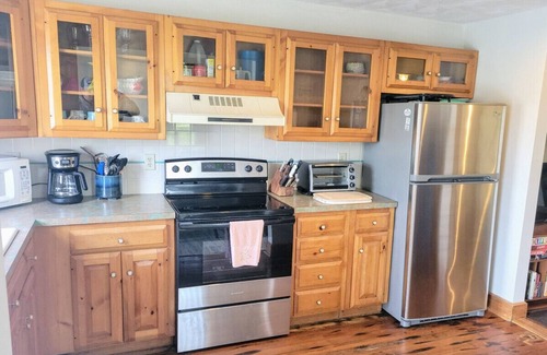 Matunuck House | 2 BR Matunuck Beach House, 1 Block from Ocean