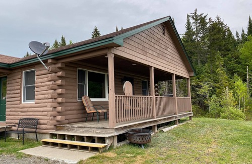 Pittsburg Cabin | 2 BR Mountain View Cabin with Direct ATV/Snowmobile Access