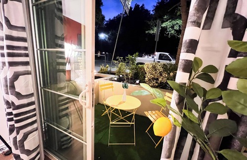 Encino Apartment | 2 BR Oasis w/Serene Views in Encino/W/D, Parking