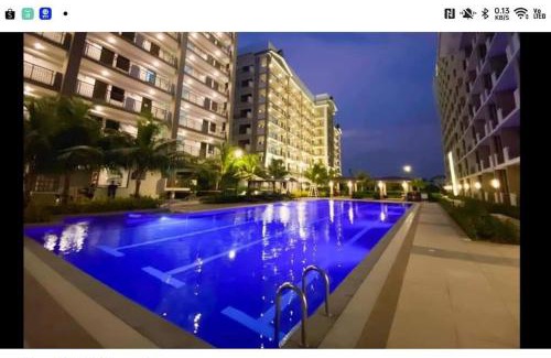 Paranaque Apartment | 2 BR Resort type Condo unit near Airport