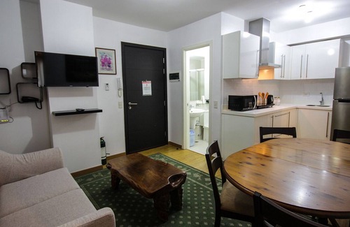 Makati Apartment | 2-BR Superior @ ACQUA Niagara 1012