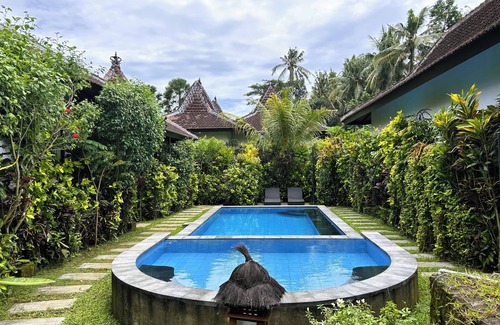 Lodtunduh Villa | 2-BR Ubud Villa - The Editorial W/Large Living Room, Family-Friendly
