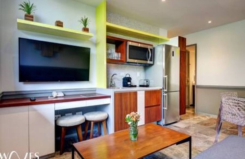 Centro Condo | 2 Br. with Rooftop Pool and Stunning Ocean View