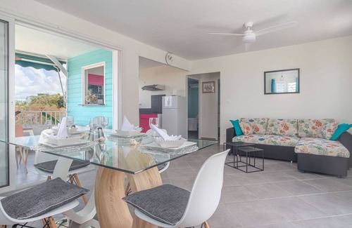 Riviere-Salee House | 2 Bungalows with 2 Swimming Pools : Sea View (Blue and Red)