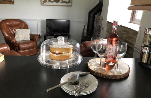 Felinwynt Cottage | 2 Byre cottages- Dog friendly cosy cottage with stunning views of the sea