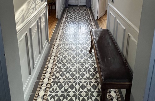 Villemomble House | 2 Chambres Dans Meulière de Charme à 30 Minutes de Paris en Transport