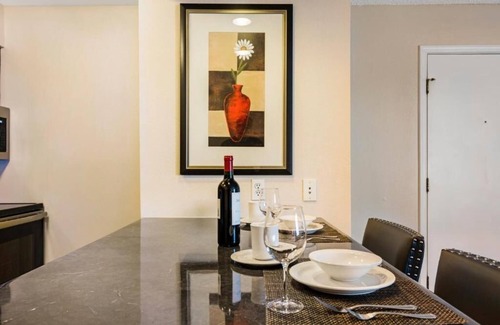 Biggs Field Hotel | 2 Comfortable Units – Pool, Kitchenette & Free Breakfast