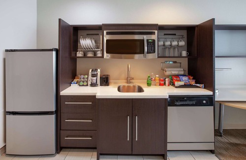 Amarillo Apartment | 2 Connecting Suites at a Hotel