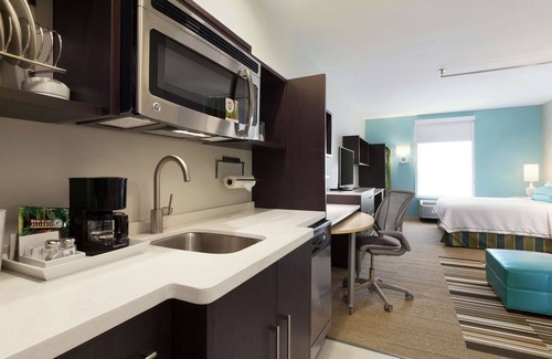 Amarillo Apartment | 2 Connecting Suites at a Hotel