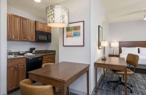 Deer Valley Apartment | 2 Connecting Suites at a Hotel
