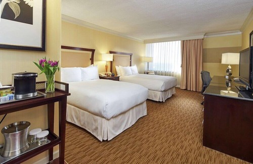 Raleigh Hotel | 2 Connecting Suites at a Hotel