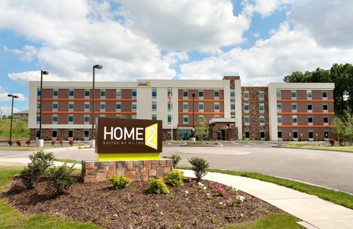 McCandless Township Apartment | 2 Connecting Suites at a Hotel