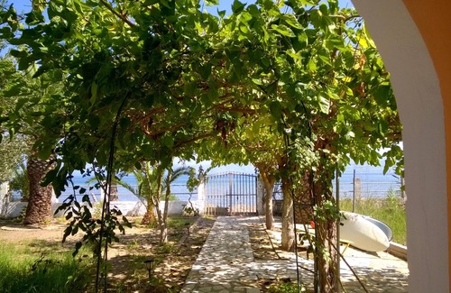 Kavos Apartment | 2 cute sea view Studios X 2 on the beach in Corfu