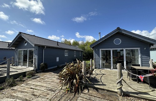 Filey House | 2 Detached Beach Houses - Book as a pair sleeps 8!
