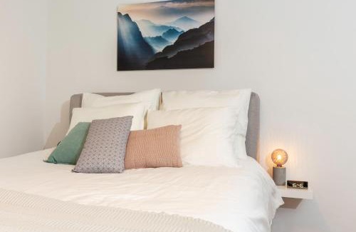 Delft Apartment | 2 Double floor Delft City Centre new family apartment 38C
