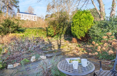 Penrhyndeudraeth House | 2 Efail Wen - Two Bedroom House, Sleeps 4