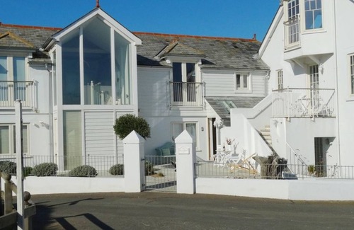 Chillington Cottage | 2 ELLA MEWS, family friendly, luxury holiday cottage in Hallsands