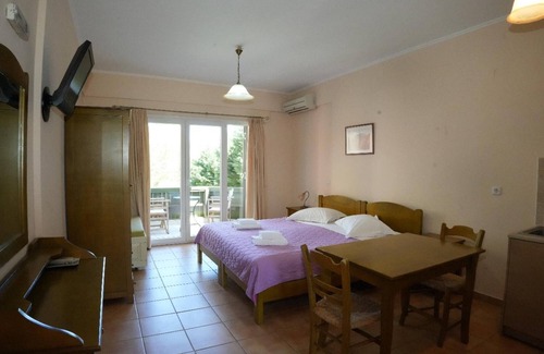 Kalligoni House | 2 Guests Studio Porto Nirikos