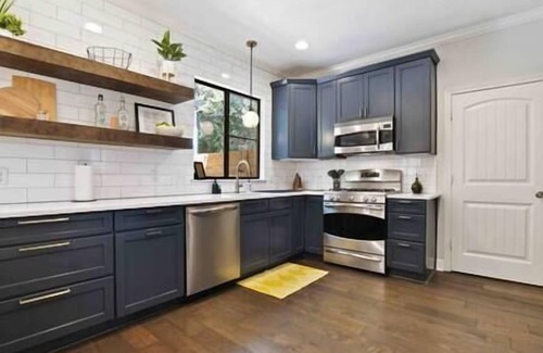 MLK House | 2 Homes-16 Guests-POOL-ARCADe-Large Backyard-Grill