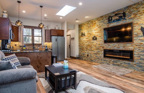 Cripple Creek House | 2 Homes! MTN Views*Historic Elegance*Game Rm
