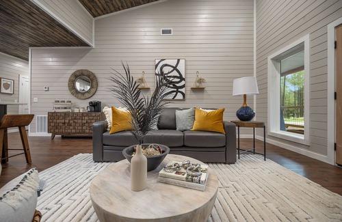 Pickens Cabin | 2 King Suites tucked under beautiful tall pines-games-hot tub-firepit-huge deck-