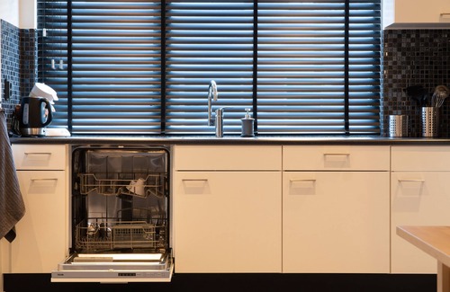Ijsselmonde House | 2 Luxury 4 bedroom near feyenoord/Ahoy Rotterdam