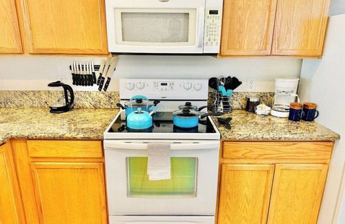 Reno House | 2 Masters, 3 TVs, Sleeps 7/H8