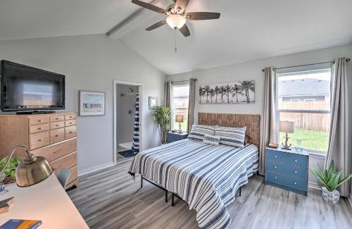 San Patricio County House | 2 Mi to Boating RR Sea House in Aransas Pass!