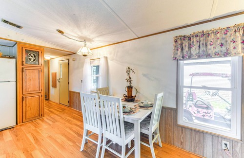 Ellenton House | 2 Mi to Ellenton Outlets: Home w/Community Perks!