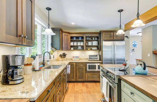 Wilmington House | 2 Mi to Golfing & Hiking: Spacious Wilmington Home