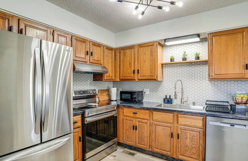 Harrisonburg House | 2 Mi to JMU: Harrisonburg Home w/Gas Grill