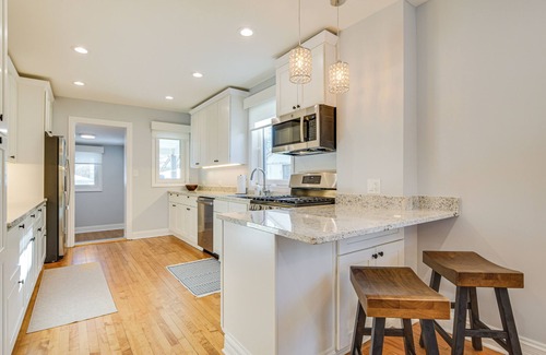 Evanston House | 2 Mi to Northwestern: Updated Home w/Game Room!