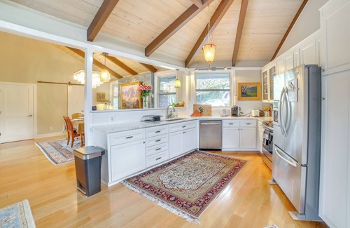 Aptos House | 2 Mi to Ocean: Pet-Friendly Abode in Aptos!