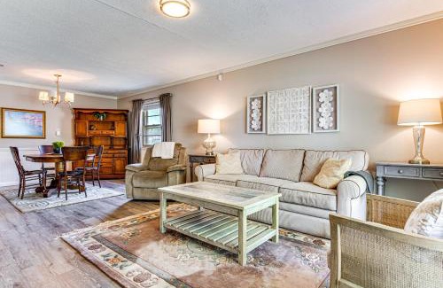 West Lafayette House | 2 Mi to Purdue Modern Home in West Lafayette