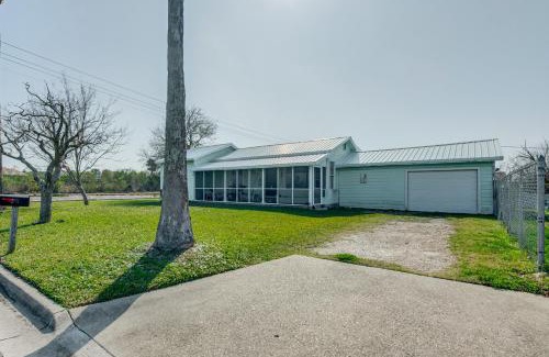 Aransas Pass House | 2 Mi to Redfish Bay Aransas Pass Home with Fire Pit