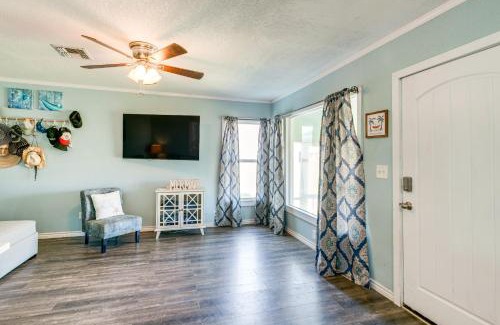 Aransas Pass House | 2 Mi to Redfish Bay Aransas Pass Home with Fire Pit