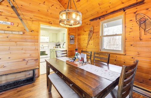 Charter Hills Cabin | 2 Mi to Skiing: Blue Ridge Mtn Cabin w/Hot Tub!