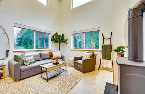 Warm Beach House | 2 Mi to Warm Beach Family Gem with Views