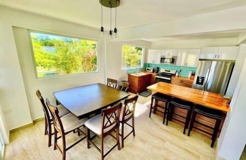 Zarzal Villa | 2 min walk to beach! Villa w/pool/hot tub/sleeps 10+