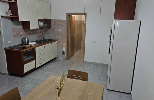 Torre Annunziata Apartment | 2 minutes from the Train .Apartment great for families and groups
