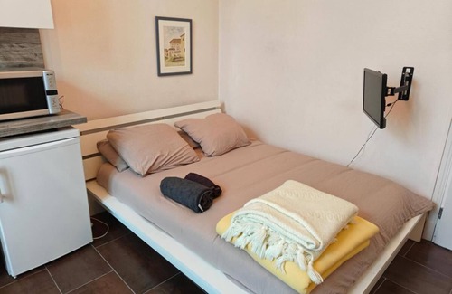 Chatel-Guyon Apartment | 2 minutes from the Chatel-Guyon thermal baths