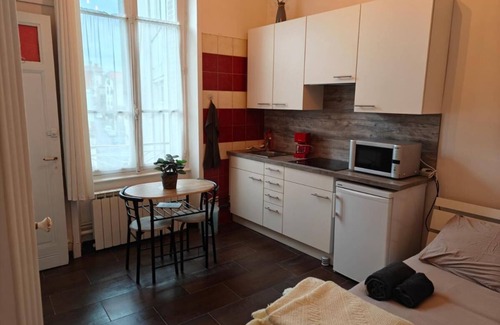 Chatel-Guyon Apartment | 2 minutes from the Chatel-Guyon thermal baths