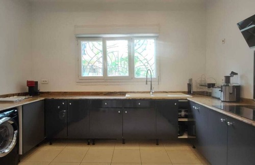 Douala Villa | 2 minutes from the Hôpital des Soeurs, modern, ergonomic villa to European standards
