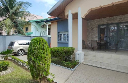 Douala Villa | 2 minutes from the Hôpital des Soeurs, modern, ergonomic villa to European standards