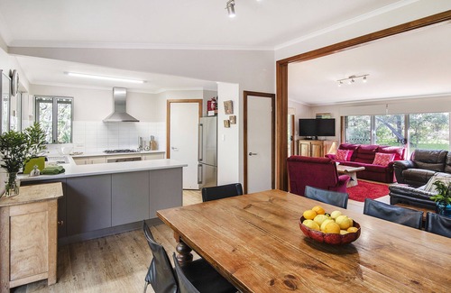 Hamelin Bay House | 2 minutes to Hamelin Bay beach and house located in a forest location.