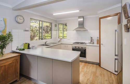 Hamelin Bay House | 2 minutes to Hamelin Bay beach and house located in a forest location.