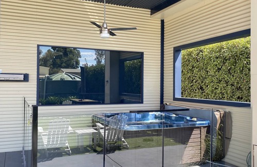 Bundalong House | 2 minutes to the Murray River large Family home