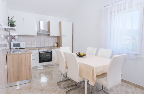 Kastel Stafilic Apartment | 2 minutes walk to the beach, Seaview apartment with seaview terrace, BBQ,parking