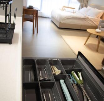 Sungai Penchala Apartment | 2 Mossaz skypool 5mins to 1U&Ikea at Empire City by Light House
