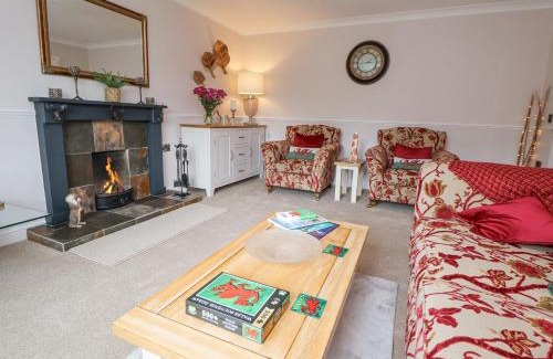 Chirk House | 2 Mountain View